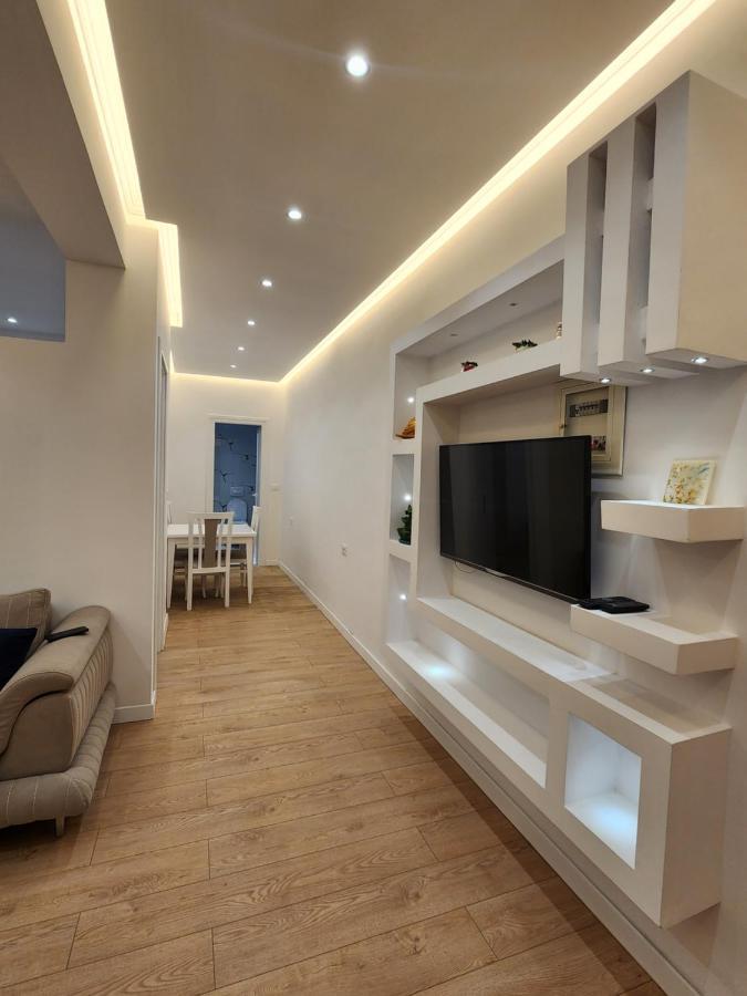 Dian'S Apartments Ksamil Exterior photo